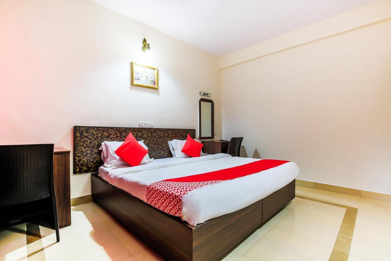 Oyo 18794 Hotel Colva Plaza Экстерьер фото