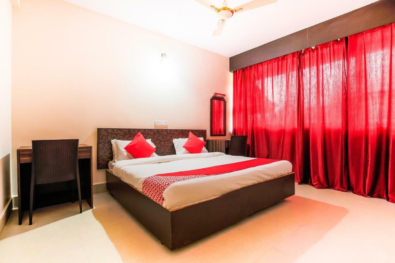 Oyo 18794 Hotel Colva Plaza Экстерьер фото